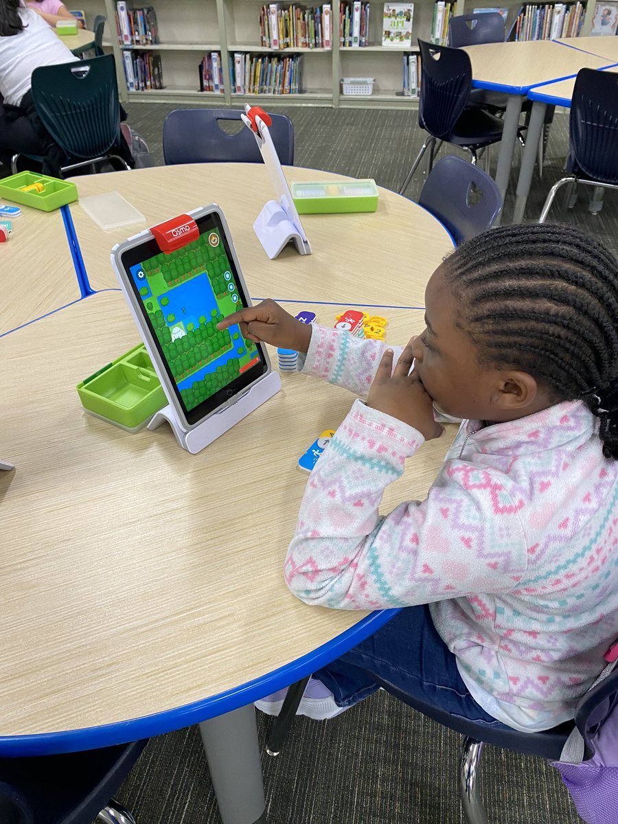 The official first meeting of Bulldog Coding Club was a success! We coded with Awbie <a href="/southdaviselem1/">southdaviselementary</a>