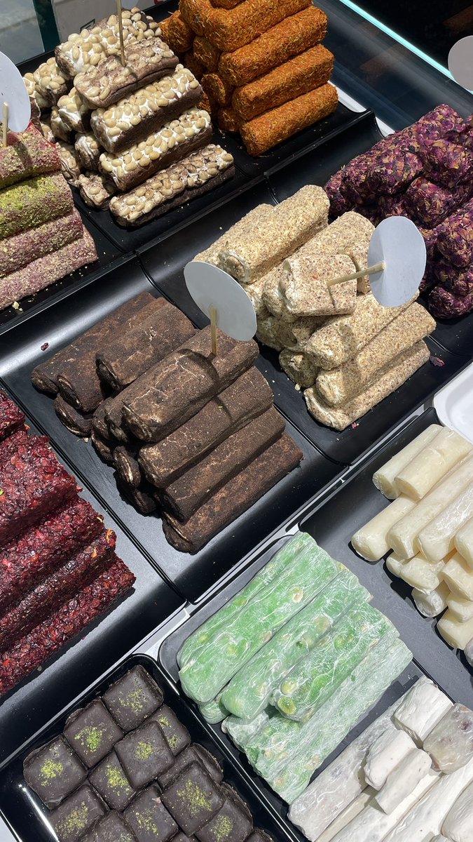 Mariel Lozada tweet media