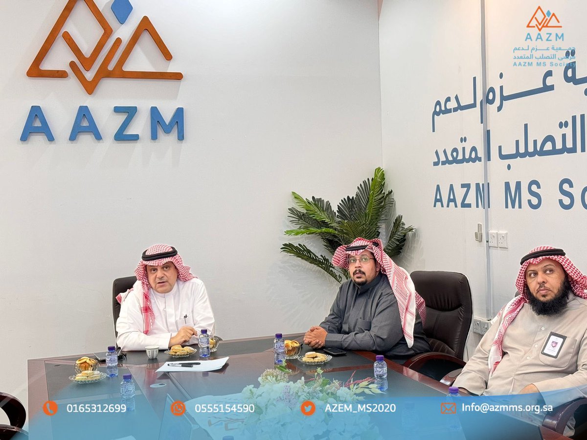 azem_ms20's tweet photo. #خبر  | 🗞️

تشرفت جميعة عزم للتصلب المتعدد بزيارة طيبة 
من مؤسسة الملك خالد الخيرية لمتابعه آخر المستجدات وخطة سير العمل في مشروع #ايادي_العزم ضمن (برنامج أهالينا للإستثمار الإجتماعي) لتمكين المستفيدين من قدراتهم الوظيفيه والمهنية ولتحقيق فرص العمل لديهم 

بــ #العزم_ننهض 🎗️ https://t.co/dvebZLpxUY