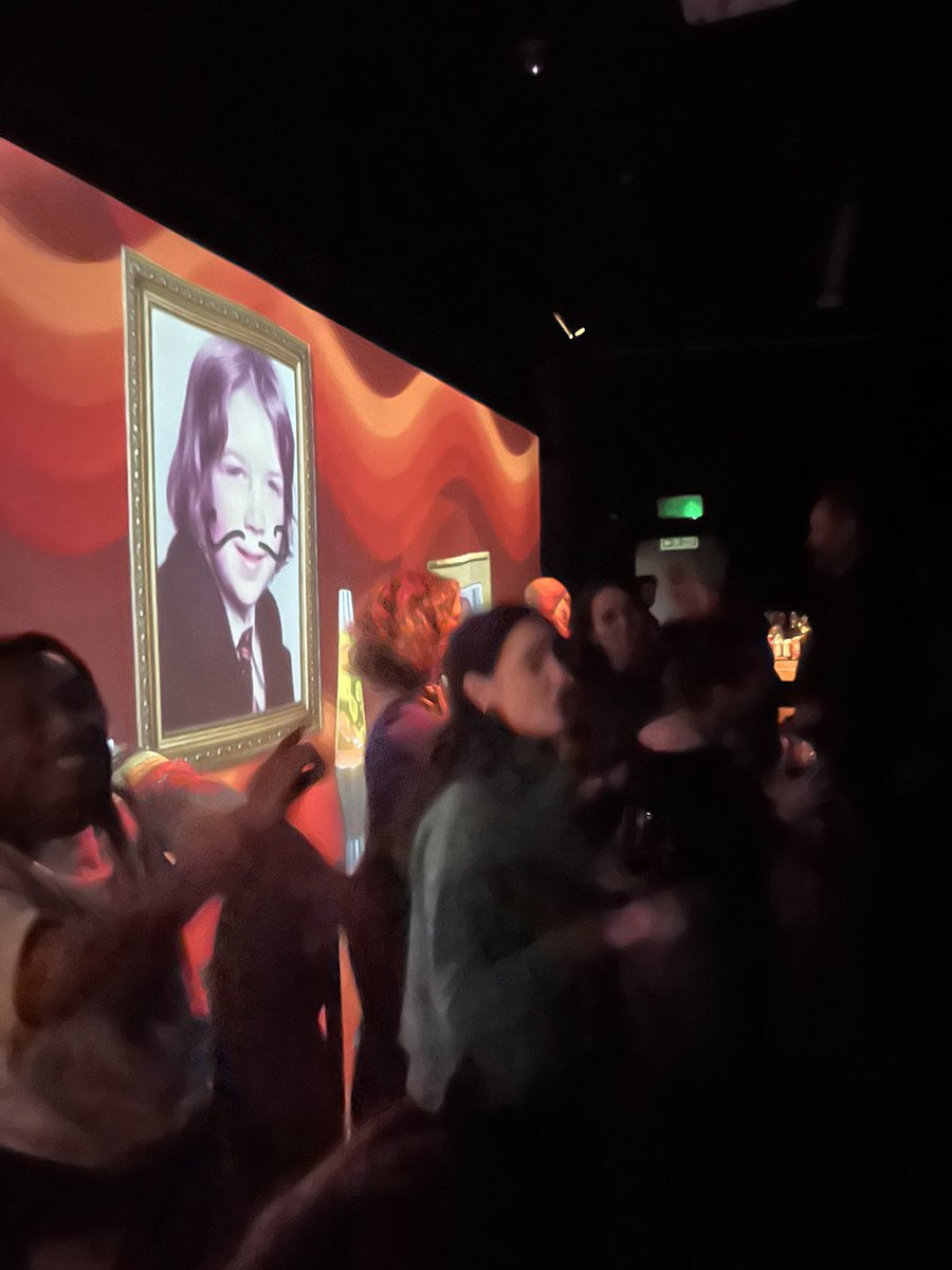 Consider me firmly at Club Night <a href="/OmnibusTheatre/">Omnibus Theatre</a> reviewing for <a href="/ATDazzles/">All That Dazzles</a> !!!