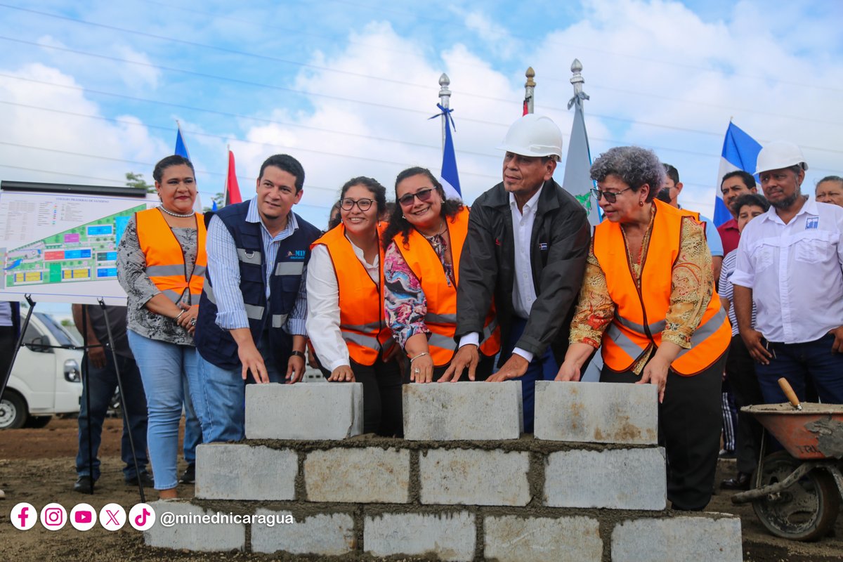 Ministerio de Educación Nicaragua tweet media