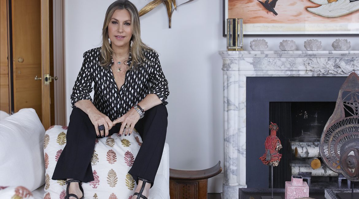 DouglasElliman's tweet photo. Located in her favorite part of the city, #EllimanAgent Patricia Isen's apartment is a testament to her years spent traveling and collecting and the delight she has taken in creating a home that reflects the life she’s lived.
Read more in #EllimanInsider: https://t.co/WULkOiQDSD https://t.co/0NhtQV9Cfb