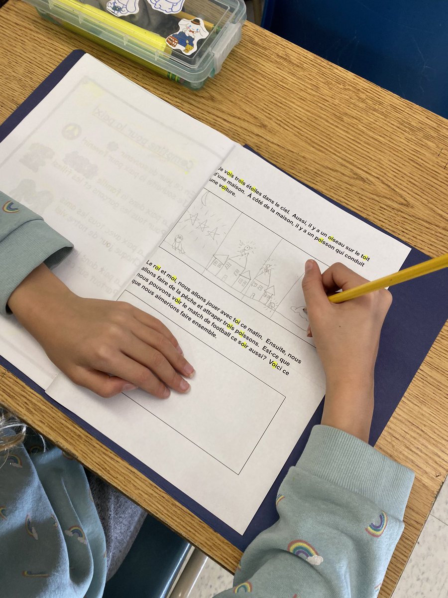 Reviewing the sound “oi” this week. Highlighting it in our texts and then showing our comprehension of the text with some drawings.