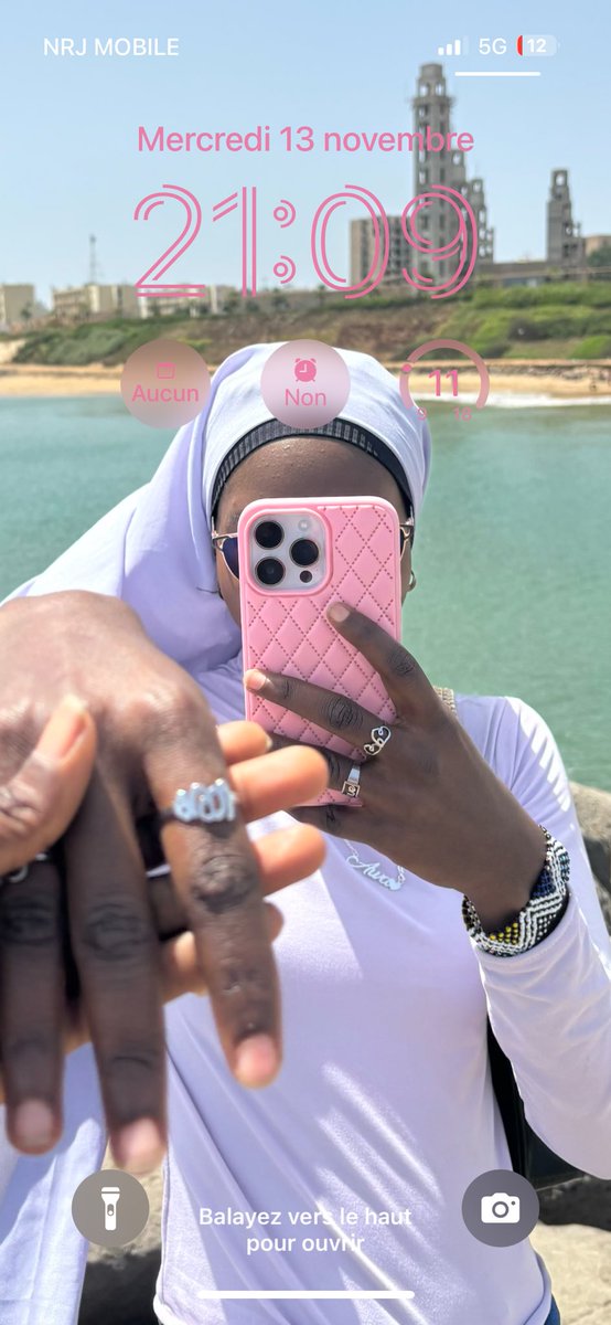 Aida_BenHamath's tweet photo. @mc_evah Ouii 🥹🫶🏾 j’aime trop depuis bok nagn sama Fond écran yi 🥰 https://t.co/XeMFefbe8b