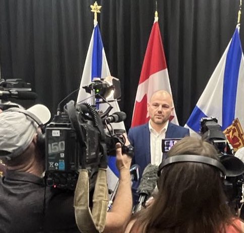Between @StephenMoore902’s Convoy Occupation comments &amp; his work alongside alt-right journalists, he has proven that he has questionable judgement.

There is no place in Nova Scotia politics for someone who thinks the swastika is a “legitimate” form of protest.

#NSpoli #cdnpoli