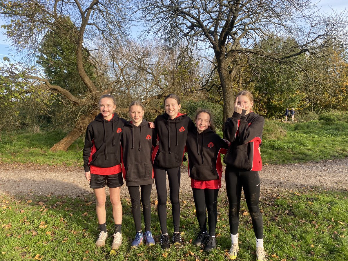 mangotsfieldpe's tweet photo. What a great day we had hosting the South Glos X-Country Champs today! Thank you to all the schools who came. A great event in some glorious sun! Amazing effort across the board from our teams, including some outstanding performances as well! 🥇Chester, Callum 🥈Alice, Max! https://t.co/yoGPwBA4x8