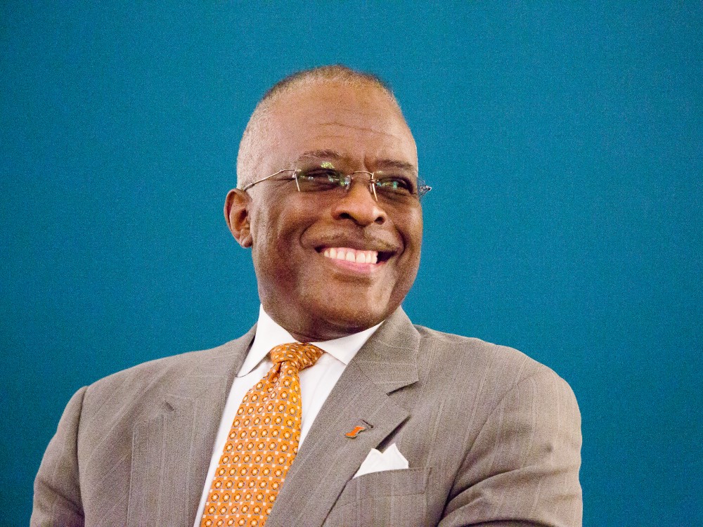 University of Illinois System (@uofilsystem) on Twitter photo Robert Jones, <a href="/UofIllinois/">University of Illinois</a> chancellor, announced today he will step down at the end of this academic year. πΆπ·
Jones will leave office as the second-longest tenured chancellor in school history. For more on his many accomplishments in office: ow.ly/8kQM50U6naT Robert Jones, <a href="/UofIllinois/">University of Illinois</a> chancellor, announced today he will step down at the end of this academic year. πΆπ·
Jones will leave office as the second-longest tenured chancellor in school history. For more on his many accomplishments in office: ow.ly/8kQM50U6naT