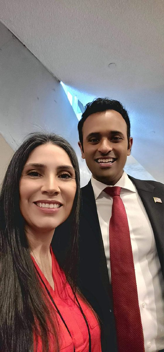 EvaSaraLandau's tweet photo. Congratulations @VivekGRamaswamy on the appointment, definitely the admiration of @realDonaldTrump will be the best in history with you and @elonmusk. We congratulate you on behalf of the #LAFT #LatinoAmericansForTrump team from #Nevada https://t.co/moWWXdCpxV