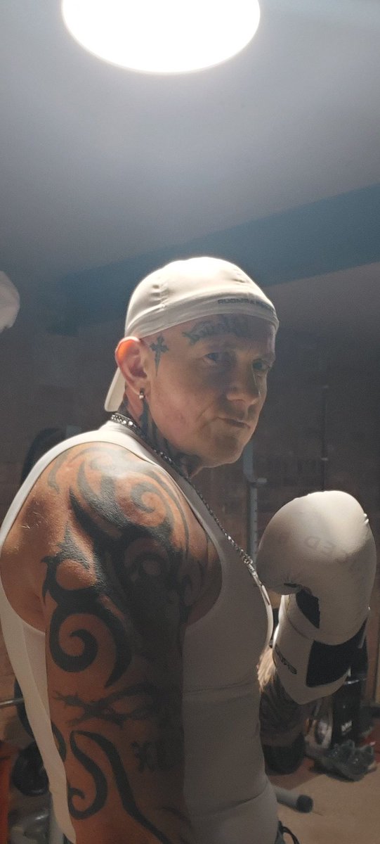 🇬🇧🇺🇸DING DING..ROUND 1...MASTER MATTY IS BACK AGAIN! LETS DON THIS 🇬🇧
@StellaArtoisGB 
<a href="/Melo95792935/">X_Adorn_X</a> 
<a href="/lady_freyaCC/">Lady Freya C</a> 
@ShantiMcKensi 
@ladynic52 
<a href="/reakngdan/">DAN</a> 
<a href="/_AmaraL577/">@_AmaraL577</a> 
<a href="/FAFOtheFirst/">FAFO The First</a> 
<a href="/QueenBlue1984/">Blue Dawn</a> 
@MAGA_Meme_Man 
<a href="/NoahBoddy2343/">Noah Boddy</a> 
<a href="/ScottPacker49/">Scott</a> 
<a href="/enda258/">🇺🇸🌹enda_wels🌹🇺🇸</a> 
<a href="/Ridesez139335/">Ridesez</a>