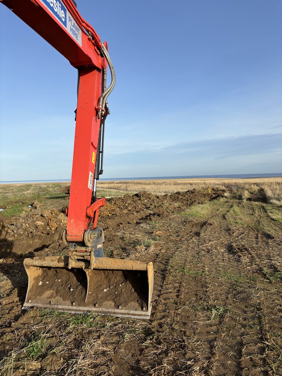 MeiklemStuart's tweet photo. Back in the hot seat trying to keep the farmers on top of things and help get their yields up.#landdrainage https://t.co/CsoHPdkaD6