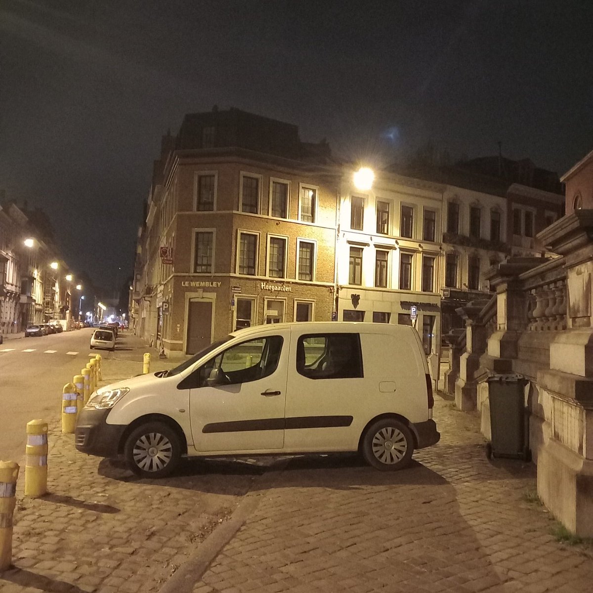 <a href="/dav1d2paepe/">David Depaepe</a> <a href="/Liege_Parking/">Liège n'est qu'un parking</a>