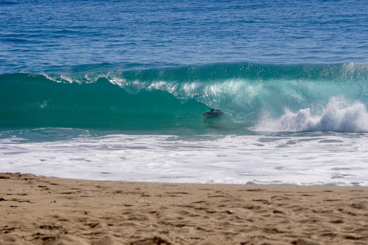 RossFletcher76's tweet image. The end of the glassy day dream sequence #Bodyboarding #surfphotography #oceanart #surfing #newportbeach