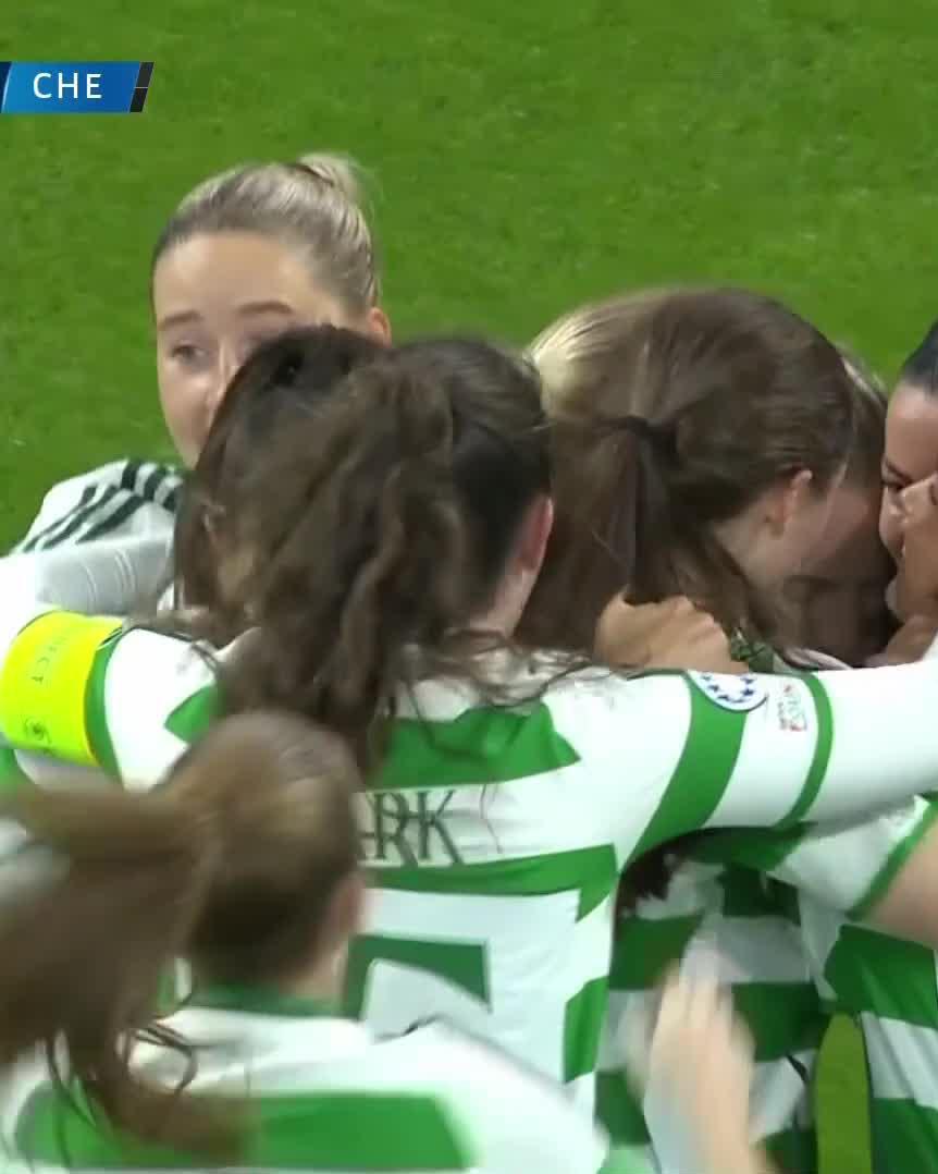 🍀 THE GHIRLS ARE WRITING HISTORY!Murphy Agnew keeps her composure to give Celtic the lead against Chelsea.Watch live for free on DAZN ▶️  #UWCLonDAZN #UWCL