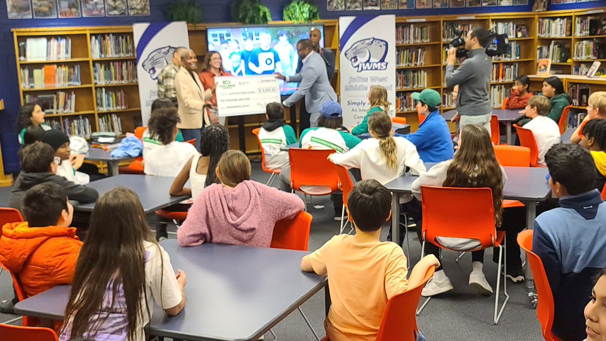 Congratulations to the JWMS Green Team for winning the WUSA9 $5k Eco Challenge for 2024. Way to Gooo! 👍Thank you WSUA9 for this amazing award!!!😊