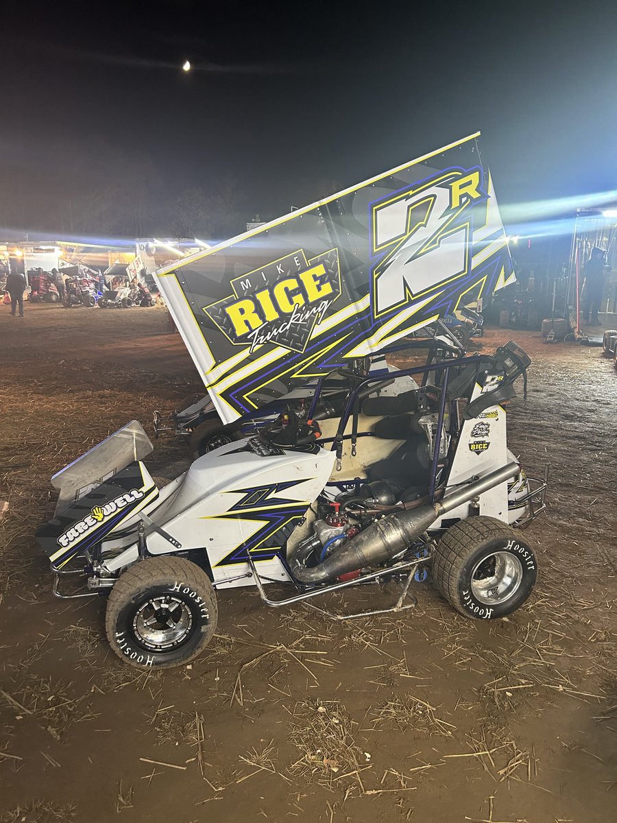 Evaqs's tweet image. 2R — Mike Rice
Design/Print/Apply