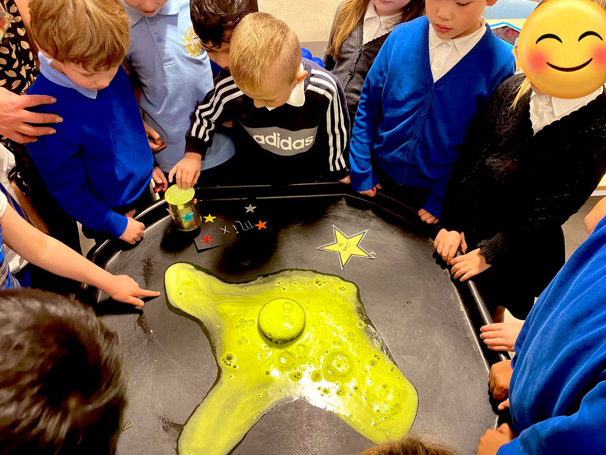 StJohnsPSAyr's tweet photo. Primary 2 had fun looking for clues 🕵️♀️ as part of our Talk for Writing hook. Have you guessed what our new text is? 📖 👵🏼🪄🍯🥣#magicpot #article29 #talkforwriting #reading @PieCorbett https://t.co/dOhtge2mzH