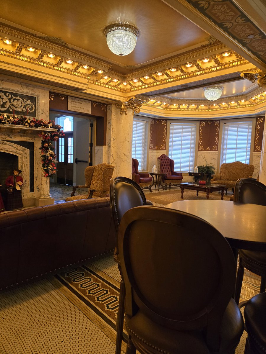 Seaton1414's tweet image. This resort is stunning. #mwdptc #FrenchLickResort I was super lucky to be invited and have learned so much!