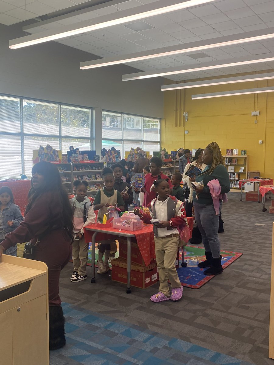 Day 1 of our <a href="/Scholastic/">Scholastic</a> Book Fair was a huge success!!! We love seeing all of these happy faces! <a href="/DrLWestManor1/">Dr Reginald Lawrence</a> <a href="/ib_manor/">West Manor IB</a> <a href="/APSMediaServ/">APS Media Services</a>