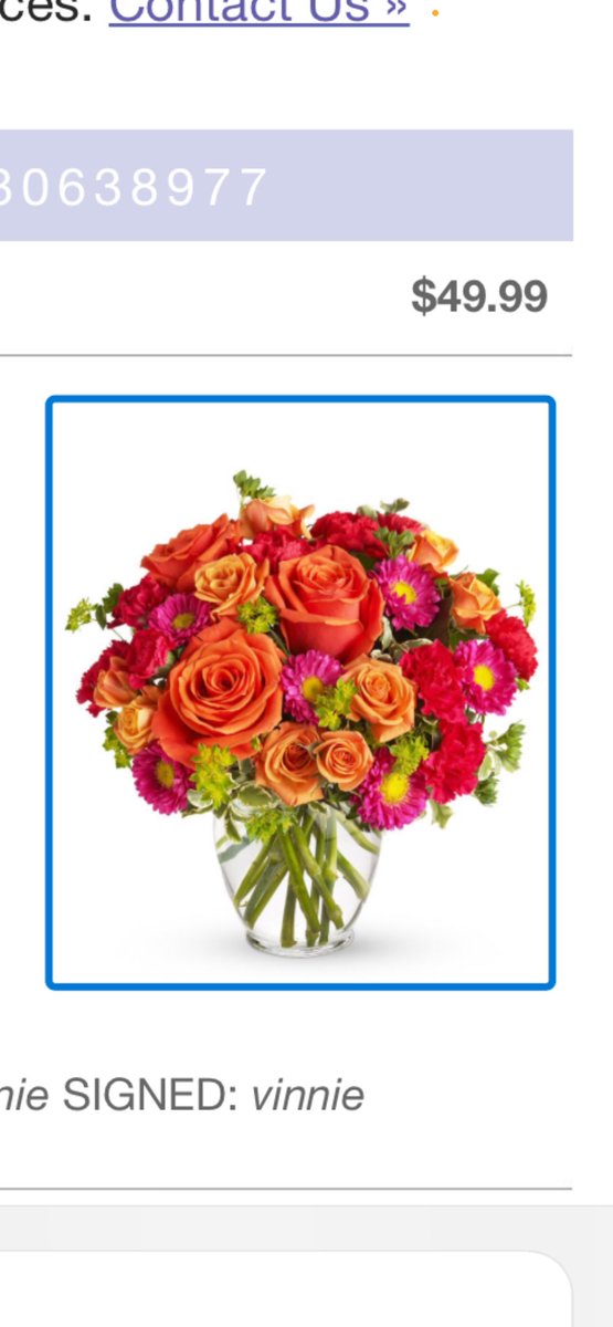 victoriacresta's tweet photo. @FromYouFlowers 
the flowers on the right is what you delivered to my daughter on her birthday and your customer service will not give me a full refund.  This is ridiculous! not one of the flowers is the same as the picture. https://t.co/Y4vae8lXaJ