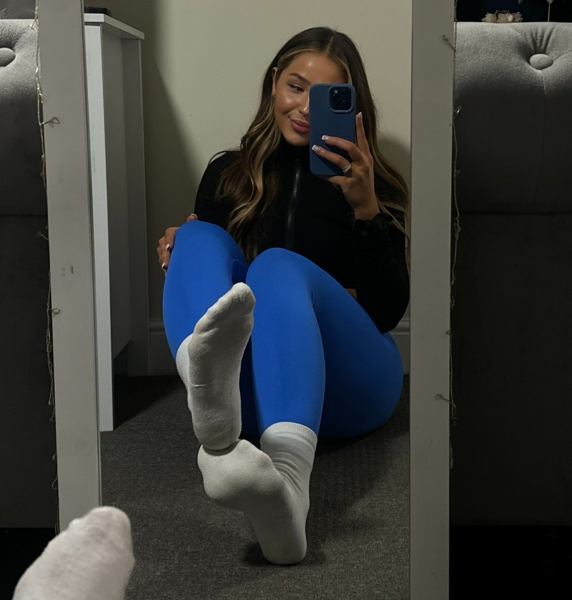 taliafitt's tweet photo. You can’t spell “feet” without “fee” 😉 https://t.co/JQUd6oSbqF