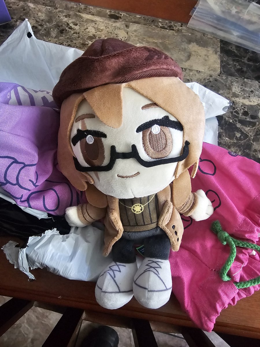A lovely hag appeared. <a href="/ClioAite/">Clio Aite 📚⚔️ Phase Connect</a> #plushie #Vtuber
