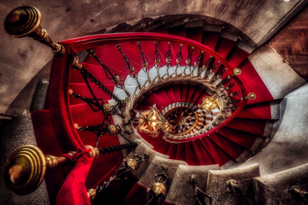 nikonownermag's tweet photo. Staircase of the Castello di Duino , #Italy, near #Trieste. Who doesn't enjoy originality & pleasant craziness of the story about #AliceInWonderland? Photo by @jazart72
#DuinoCastle #travelphotography #placestosee #nikonphoto #nikonowner #mynikonlife #stairsphotography https://t.co/Xn0TBfNCKN
