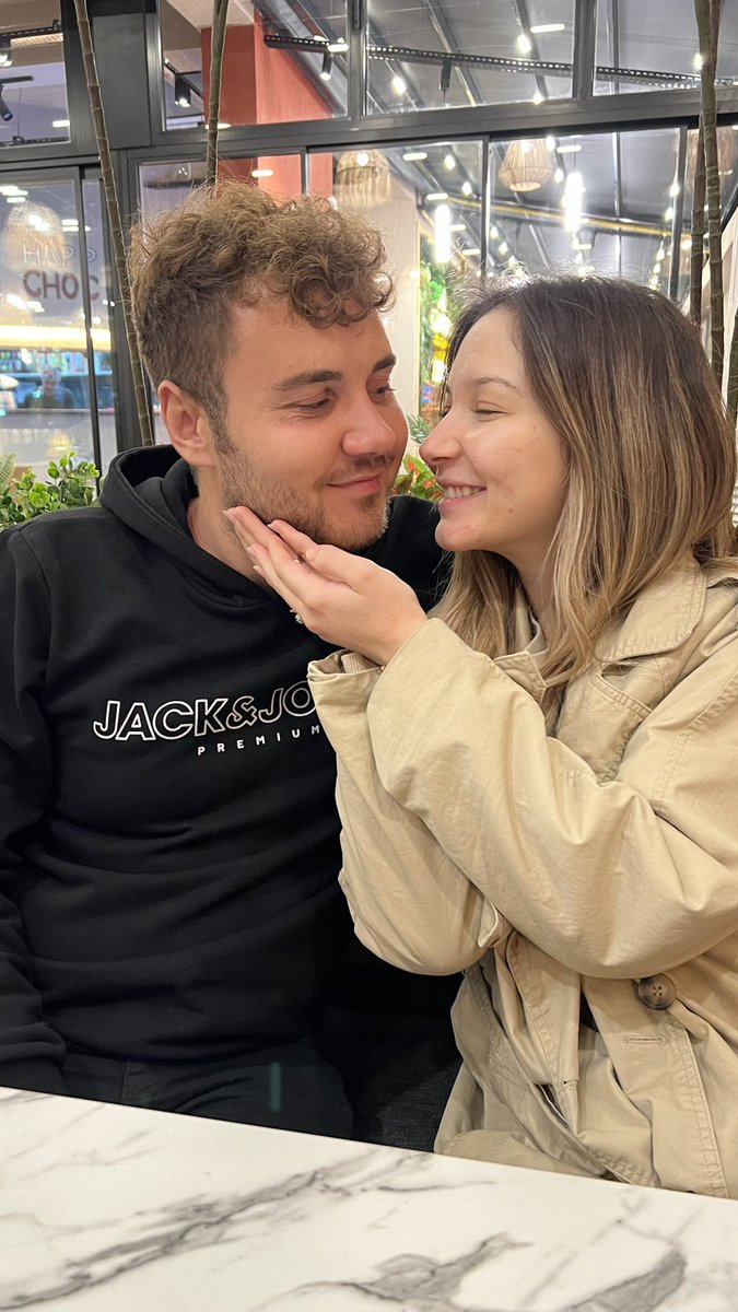 Bugün bir sarı civciko doğmuşş 🐣❤️😽🧿