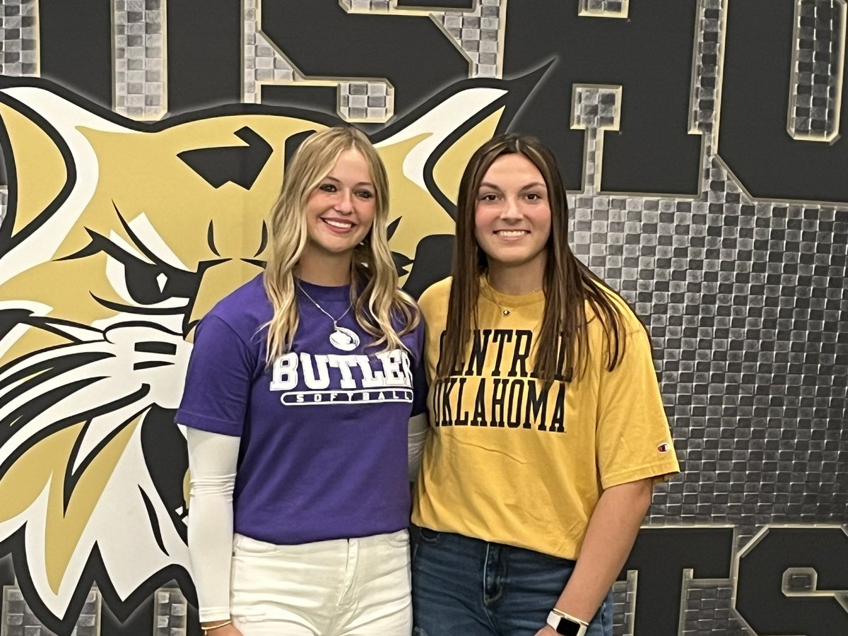 Making another stop this afternoon to Neosho.

Wildcats softball’s Beclynn Garrett and Carleigh Kinnaird both signed their NLI this afternoon.

Garrett will head to Butler Community College and Kinnaird will head to UCO. 

<a href="/NeoshoSD/">Neosho Wildcats</a> <a href="/NeoshoHS_SB/">NHS Softball 🥎</a>