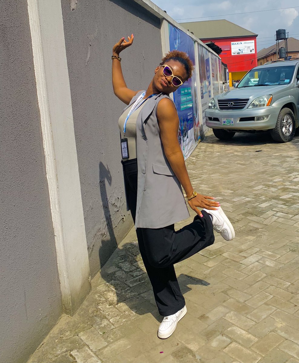 theglobalbethel's tweet photo. How do you know a lover girl when you see one?? 🦋
(@Johnnydrille’s new single got me in this mood🥹🥰)
#marrywell #anyway #lovergirl #Trending https://t.co/pEXonqMl6Q