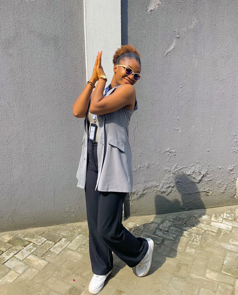 theglobalbethel's tweet photo. How do you know a lover girl when you see one?? 🦋
(@Johnnydrille’s new single got me in this mood🥹🥰)
#marrywell #anyway #lovergirl #Trending https://t.co/pEXonqMl6Q