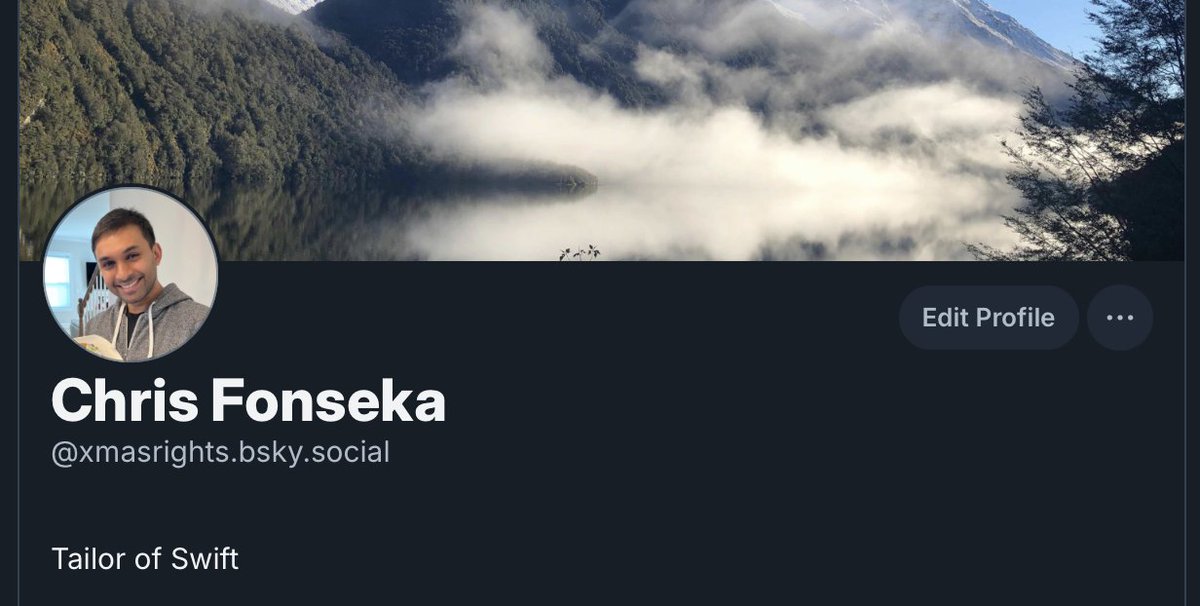 XmasRights's tweet image. The bird is dead, but the Bluesky remains
bsky.app/profile/xmasri…