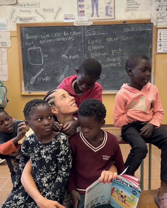 elegoldoni's tweet photo. “Don’t ever pass up an opportunity to be an encouragement for other people. Don’t ever pass up an opportunity to inspire someone, to empower, to show someone love. There are a lot of people that are wounded and you can’t see it, it’s internal.….” #WeFootball 🇿🇲 https://t.co/JU0MTeAR0V