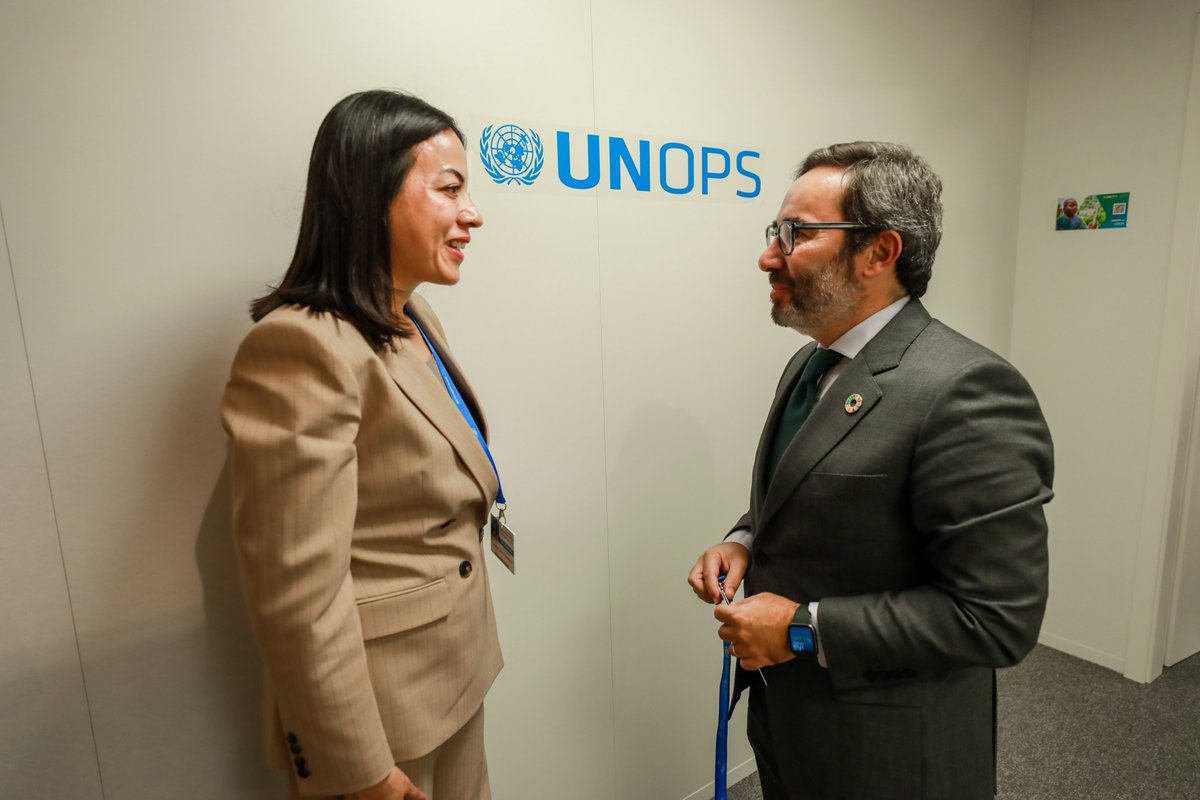 UNOPS_Chief's tweet photo. It was a pleasure welcoming Carolina Fuentes, Director of the Santiago network, to her new role. #LossandDamage addresses the impacts of climate change that exceed adaptation efforts, especially for vulnerable nations. Through joint hosting the network, @UNOPS supports this work. https://t.co/MOgfXXRG0F