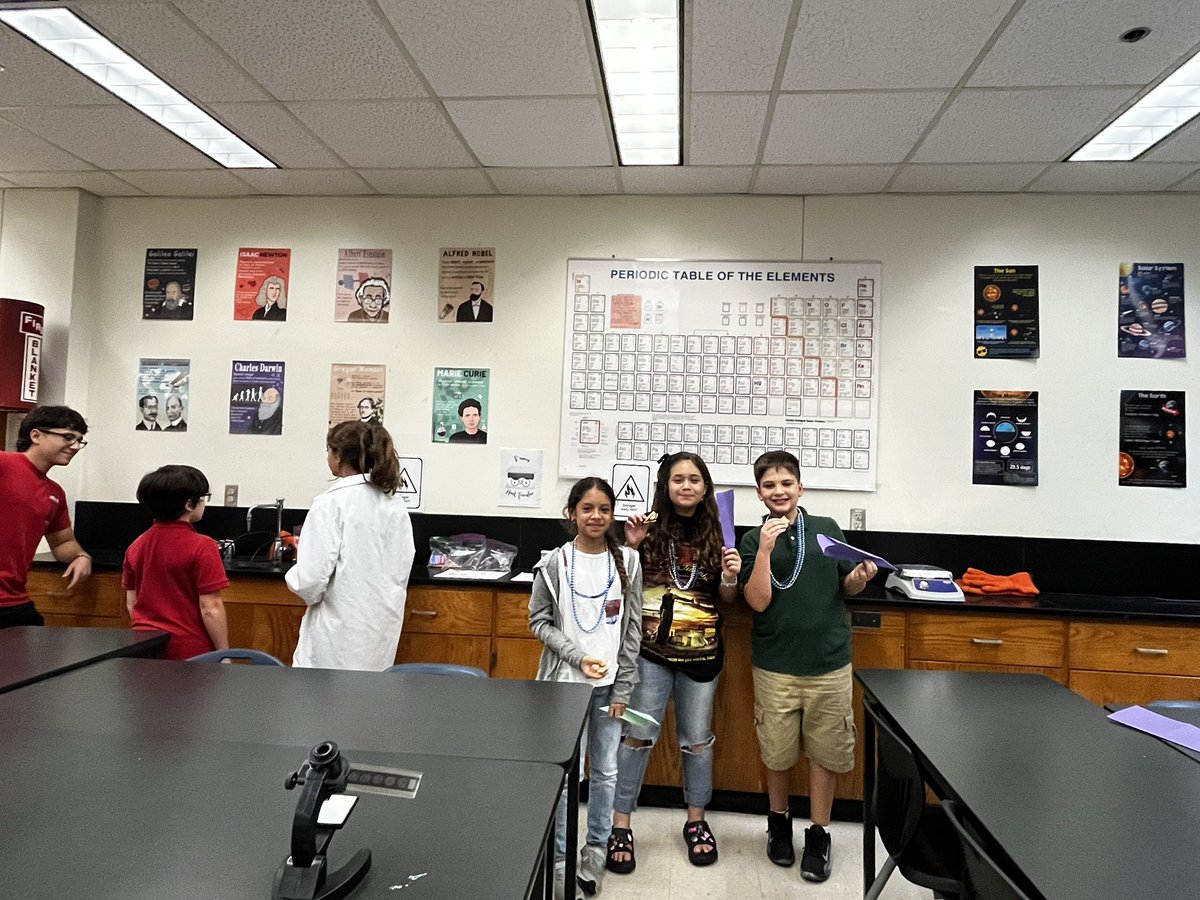 Learning at the Realm-Magnet Showcase! <a href="/josemartimast/">Jose Marti MAST 6-12</a> #mast2425