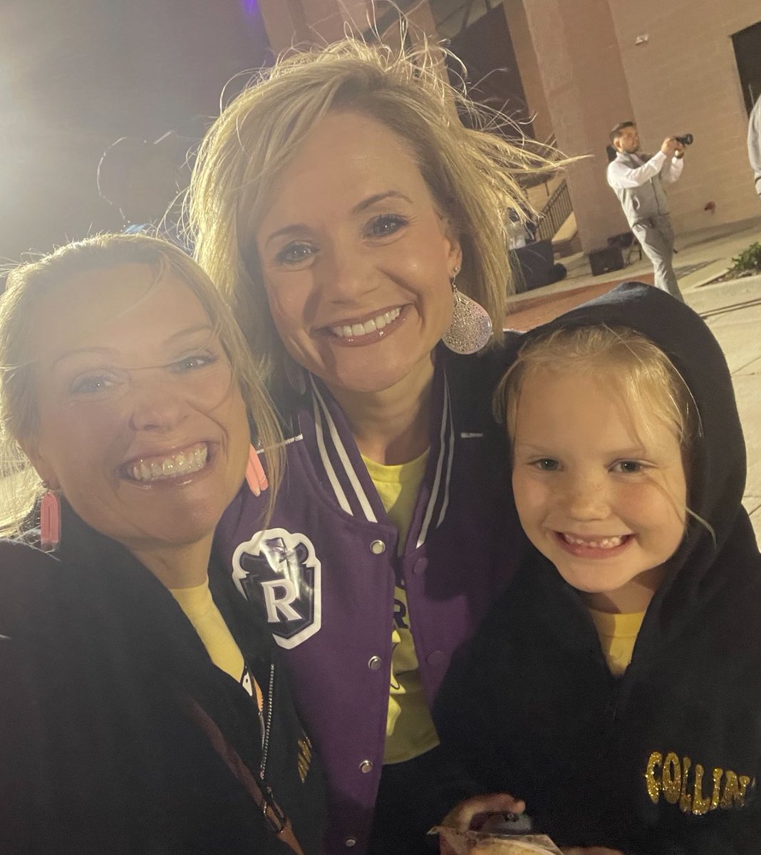 Amanda Watson tweet media