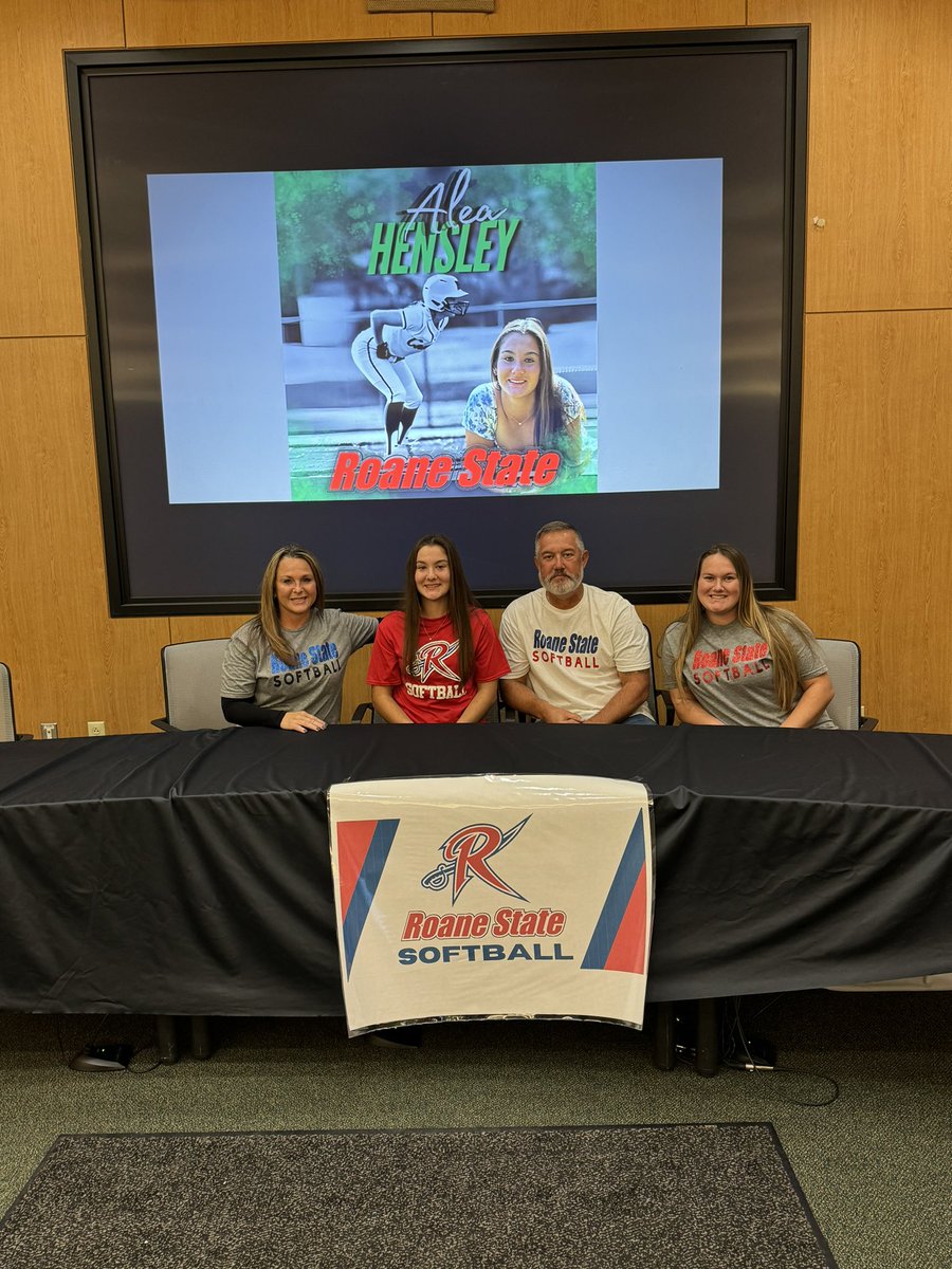 Keri Hensley tweet media