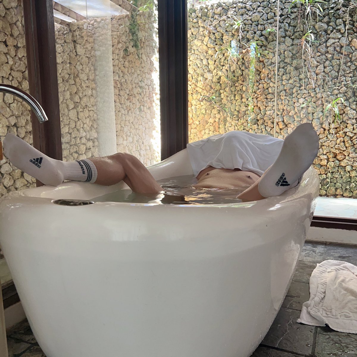 白袜牛 tweet media