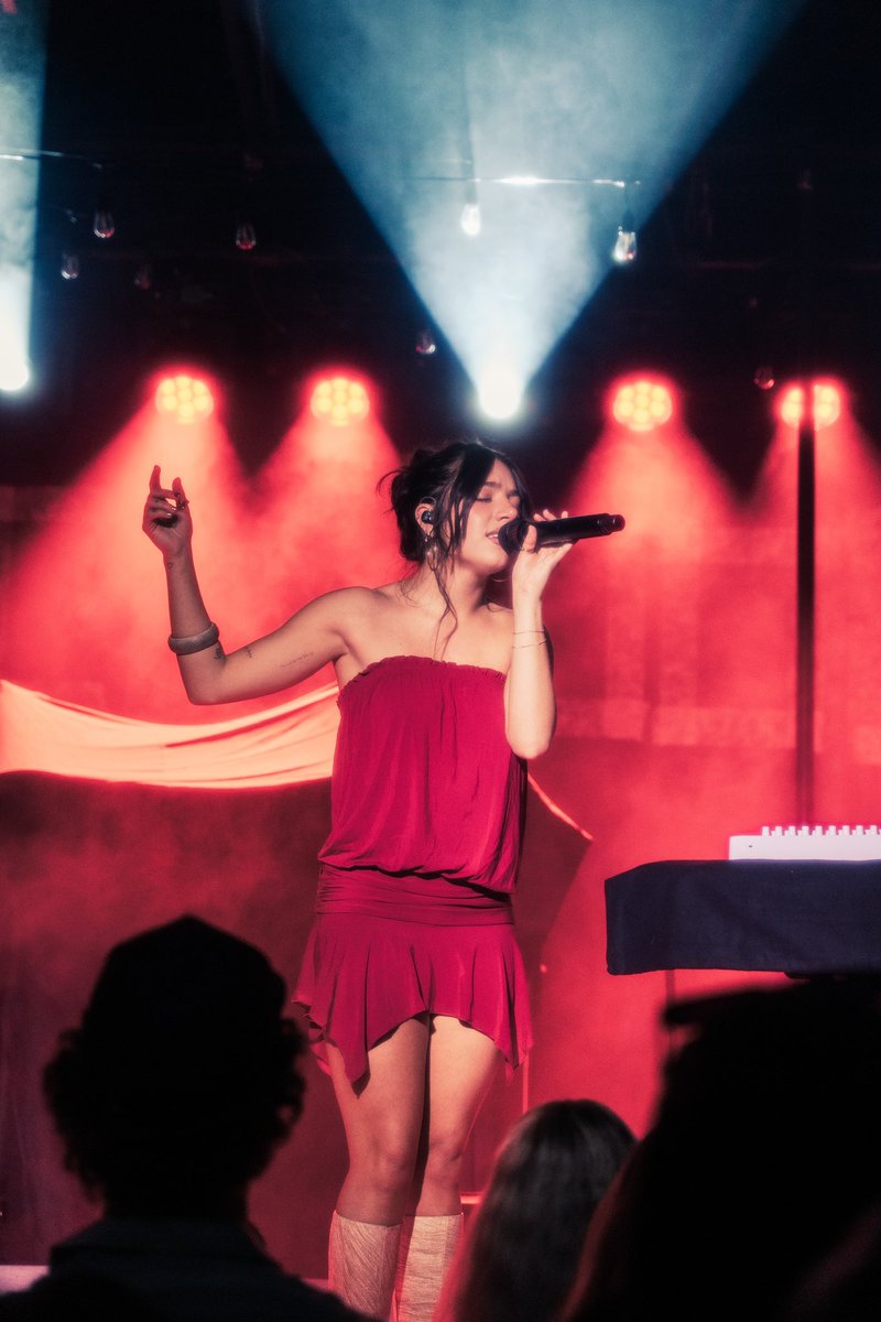 Kenzie, photographed in Nashville by Austin West 😍😍