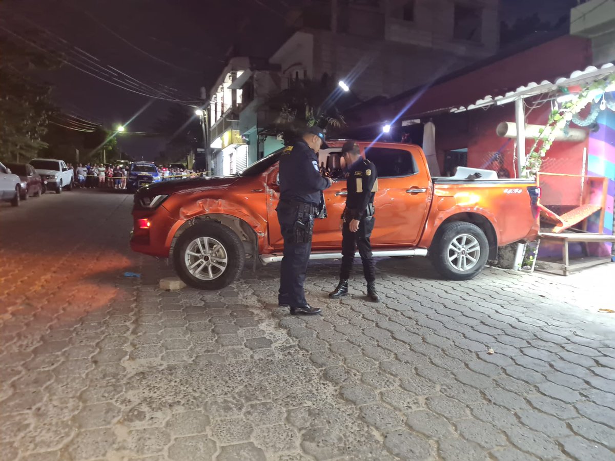 JLSonora927's tweet photo. #Urgente prestigiosa Abogada es asesinada en el departamento de Zacapa. @PNCdeGuatemala en el lugar. https://t.co/HlcsrEXgOh