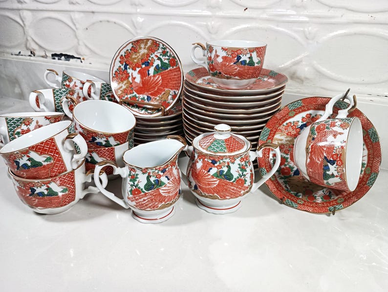 RetroRecollec's tweet photo. https://t.co/XA2cxC4i9E Vintage Arita Imari Red Peacock 41 PIece Dinnerware set #AritaImari #redPeacock #ChinaSet #wiseshopper https://t.co/RYv1hFbMrm
