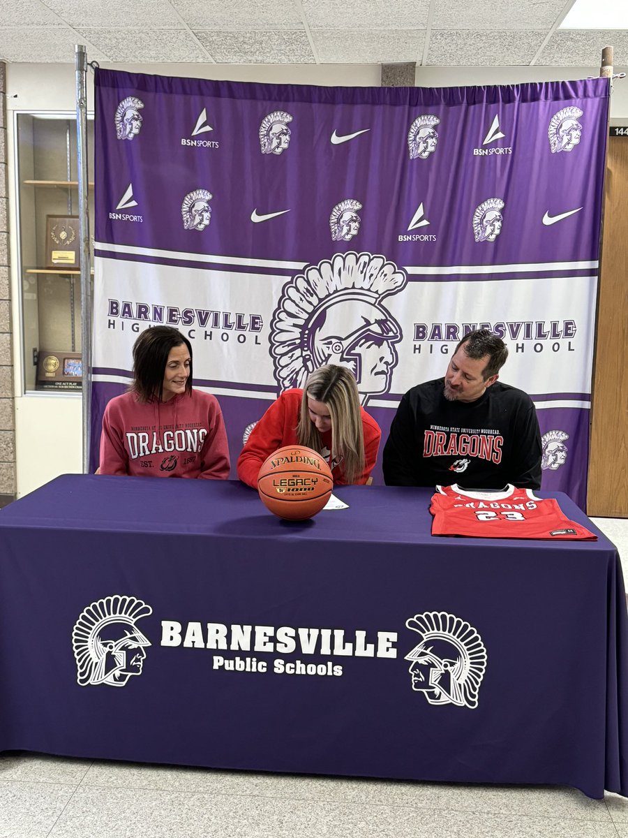 MSU Moorhead Women's BBall tweet media