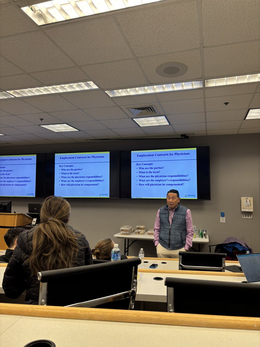 Awesome lecture about approaching our first job - from interviews, to contracts, finances, weighing options, and what to look for/questions to ask - by Dr. SteveYangMD! Always grateful when mentors take time out of their incredibly busy schedules to share their knowledge.