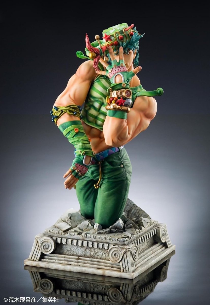This statue releases like a week after my birthday I'm definitely going to have to ask for it. I don't know where I'd put it but it's too hard