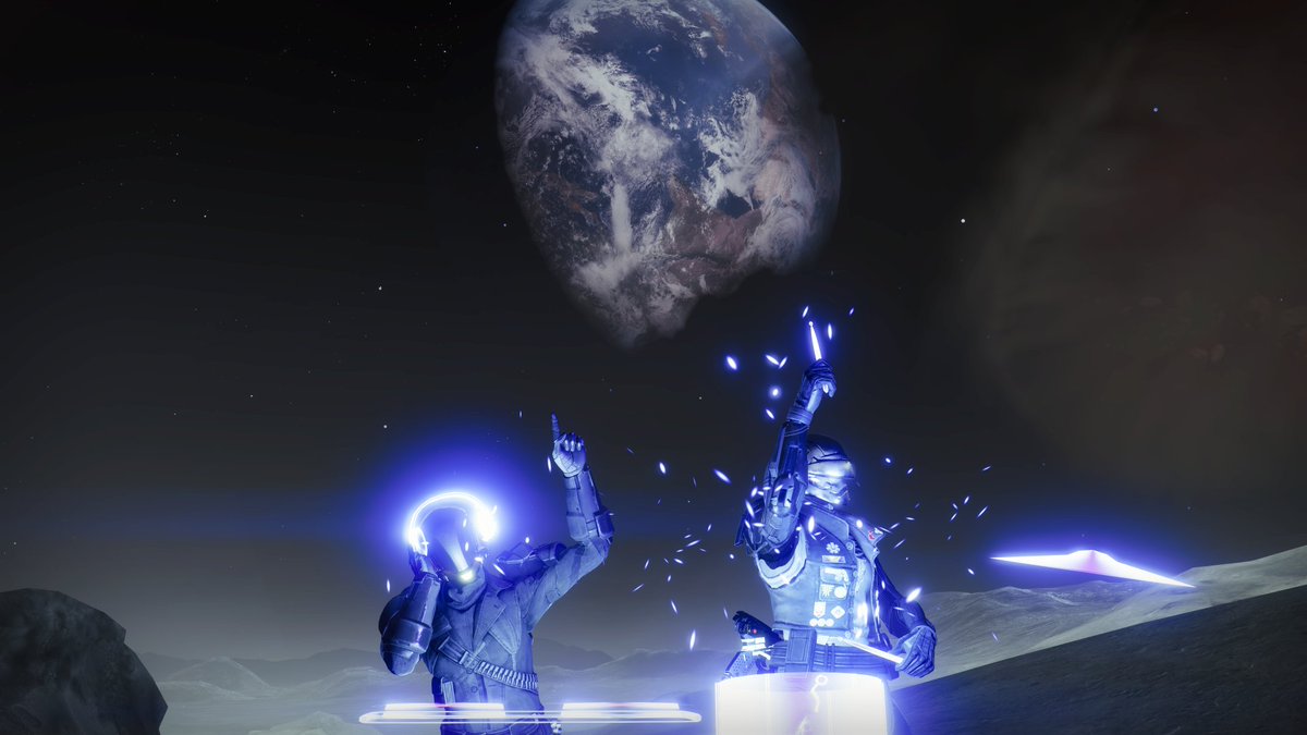 Lowkey__010's tweet photo. Work it harder, make it better, 
Do it faster, makes us stronger!
#FOTLFashion2024 #Destiny2Fashion #Destiny2 @A_dmg04 @Destiny2Team @MoltenSlowa @BrunoLouviers @DestinyTheGame https://t.co/L3OxfBREZ6