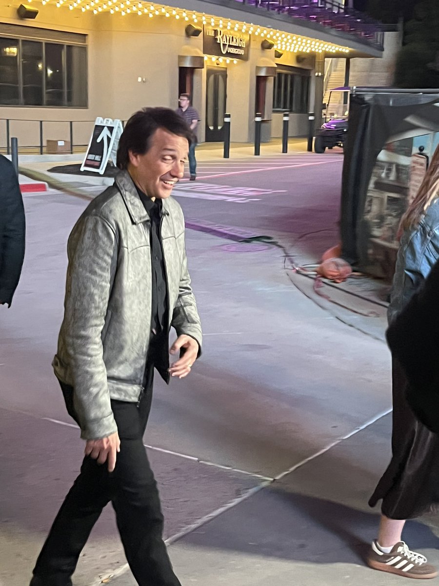 denglishbi's tweet image. After #TechCon365 in Dallas today there was a Netflix Cobra Kai event going on down the street and guess who showed up? Wow, how cool was that🤩