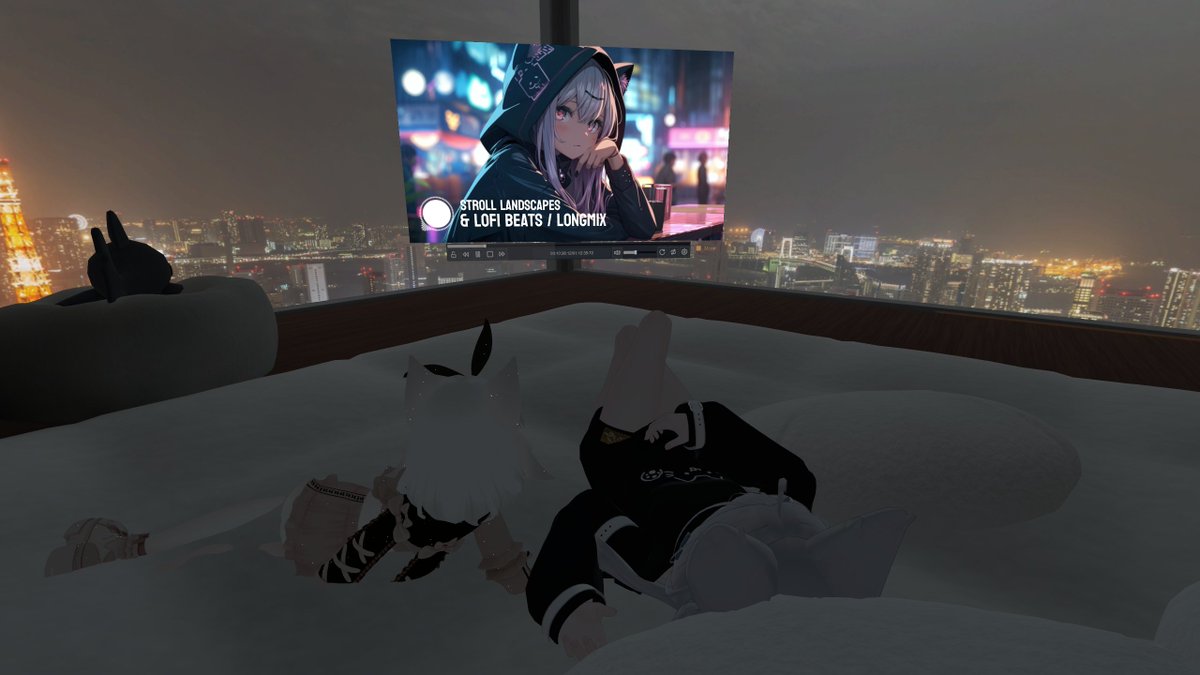 Happyuky7's tweet photo. Chill time next to @InfoBlock4 #VRChat https://t.co/MzcjVoC4E6