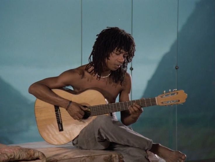 hagathaguedes's tweet image. Olha, eu não tenho dúvida nenhuma que se o #Djavan , o Milton Nascimento, Seu Jorge tivessem nascido nos EUA seriam idolatrados pelo mundo inteiro. Infelizmente o Brasil não sabe exportar nossos talentos! 

#SomBrasil