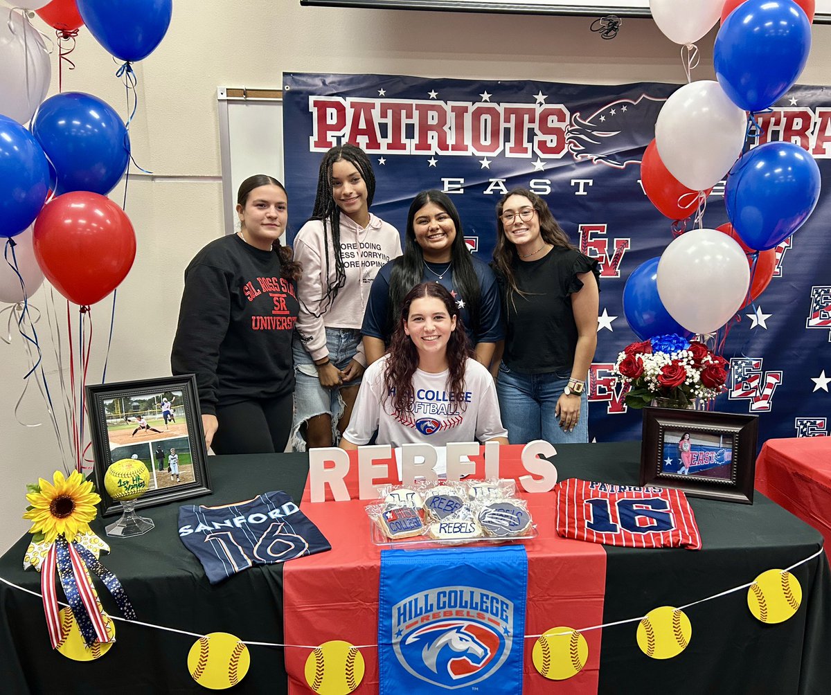 It’s official! I want to thank my coaches, teammates, and everyone who showed up today 🤍💙❤️ Go Rebels!!
<a href="/HillCollegeSB/">Hill College Softball</a>