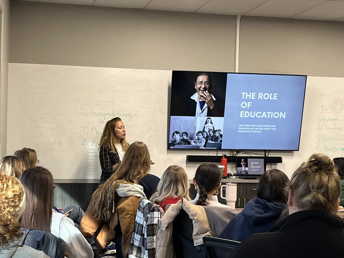 Ecole St Angela tweet media