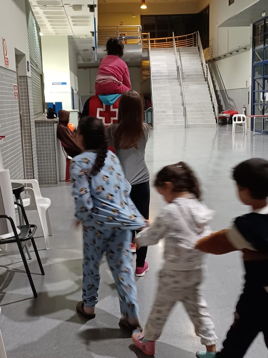 Buenas noches desde el albergue de Torrent, Valencia, donde todavía cuidamos de 123 personas que necesitan alojamiento.